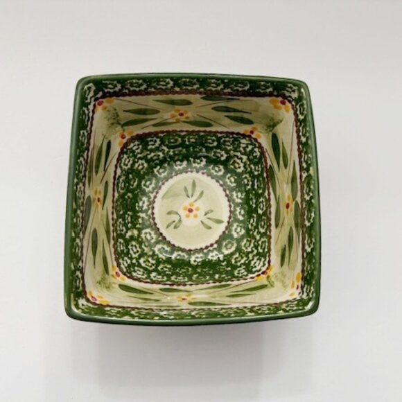 Temp-Tations by Tara Old World Green 7" Square Bowl 1.5 Qt. - Picture 2 of 6